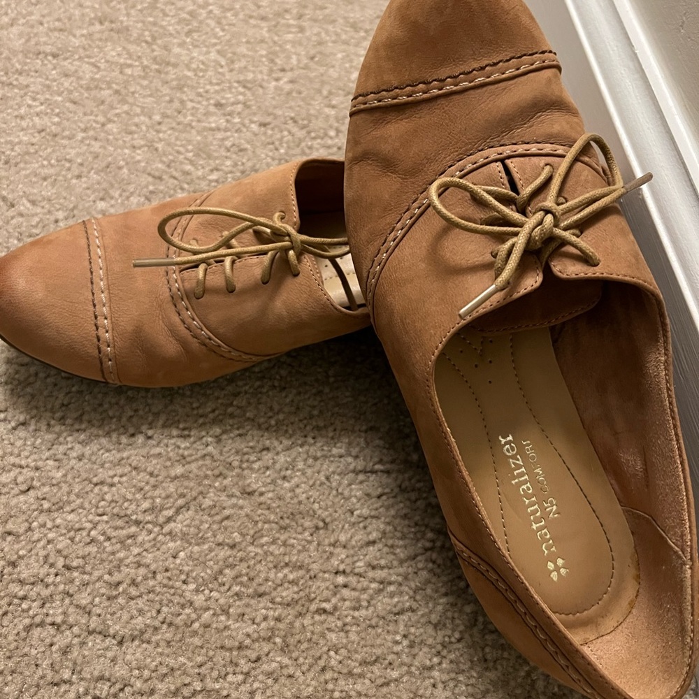 Naturalizer flats (Lightly worn)